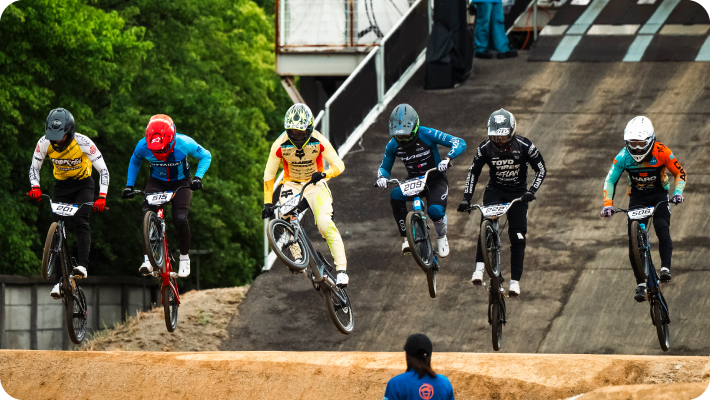 本格的なBMXレースコース