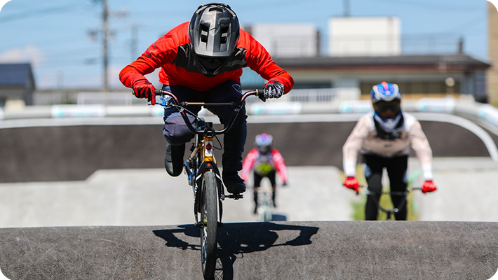 本格的なBMXレースコース